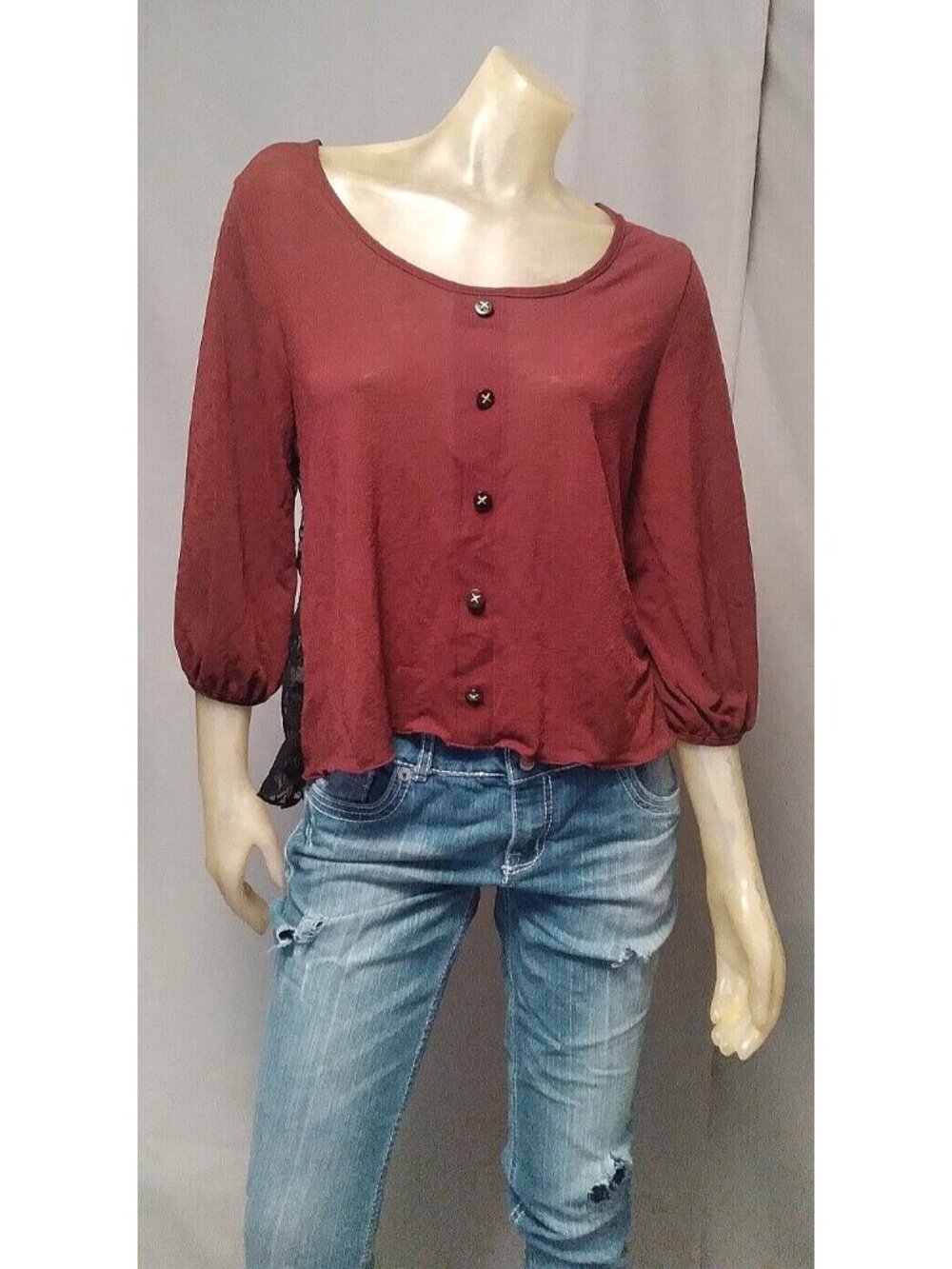 Mulata Burgundy Red Scoop Neck Lack Back Shirt Top Blouse Womens USED SMALL